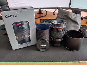 Canon EF 100mm f/2.8L Macro IS USM