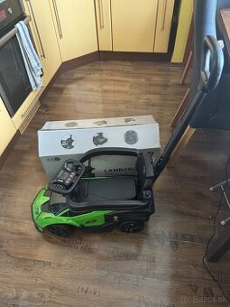 Odrážadlo autíčko Lamborghini