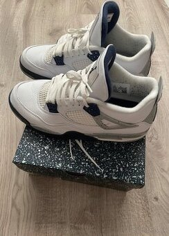 Air jordan 4 Mid Night Navy