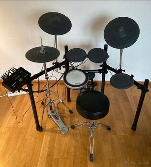 Yamaha DTX532K - el.bicie + stolička + šlapka + slúchadlá