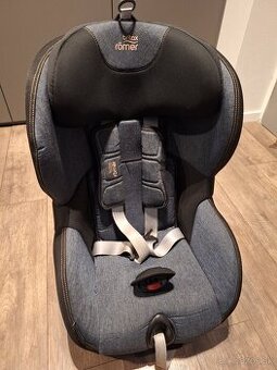 Britax Römer Trifix2 i-Size 76-105cm