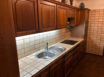 Dubová selská linka s vestavěnými spotřebiči,5870