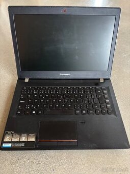 Lenovo E 31-70 s SSD hardiskom