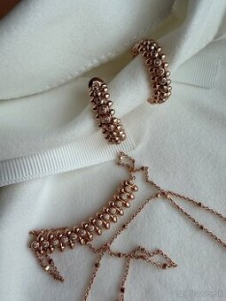 Náušnice a retiazka