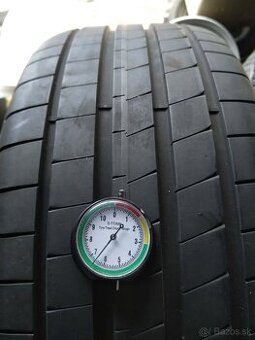 235/40 R 19 letné GOOD/YEAR.