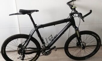 Predám karbónový horský bicykel ZNÍŽENÁ CENA