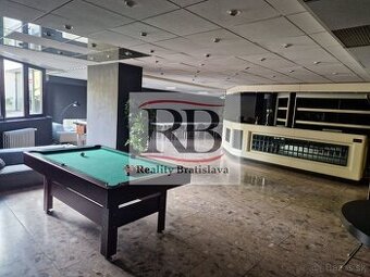 Obchodný priestor 136 m² vhodný na bar, eventy, ateliér, klu