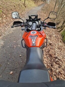 Suzuki DL 650 v-strom