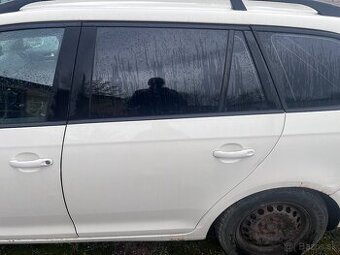 Rozpredam Vw golf mk5