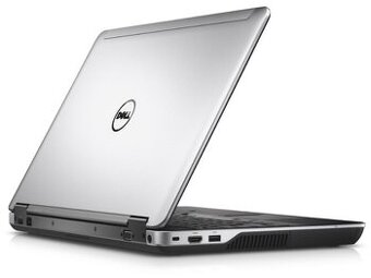 Dell M2800, W11 PRO, 15,6" Full HD displej