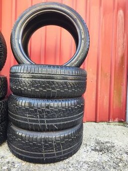 Zimné pneu =NOKIAN= 235/45 R19