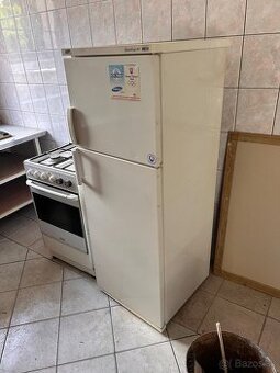 Chladnicka s mrazakom