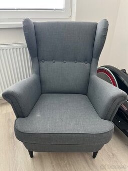 Ikea kreslo Strandmon