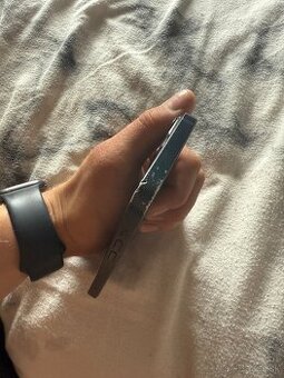 Predám iPhone 14 128gb
