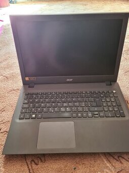 Predám notebook Acer aspire E5-573