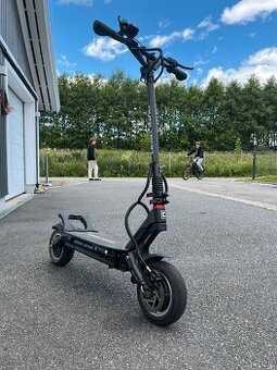 Dualtron Luxury Plus Stav nového vhodny ako darček