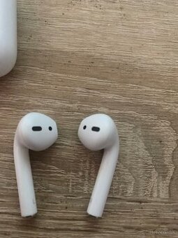 APPLE AIRPODS 1.Generácia