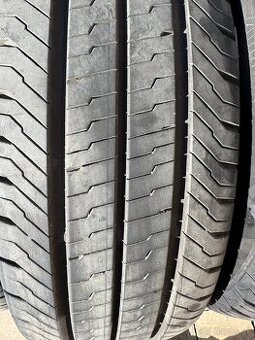 Predám letné pneumatiky Continental 215/60 R17