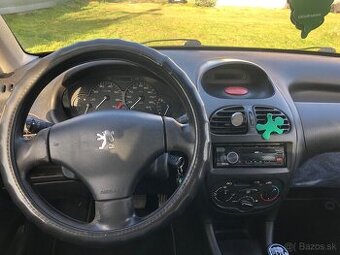 Peugeot 206 1.1