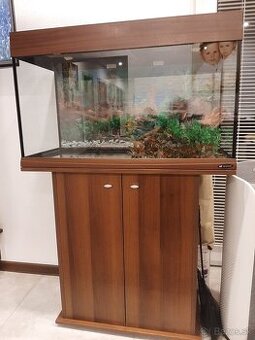 Predám akvárium ferplast dubai 120l