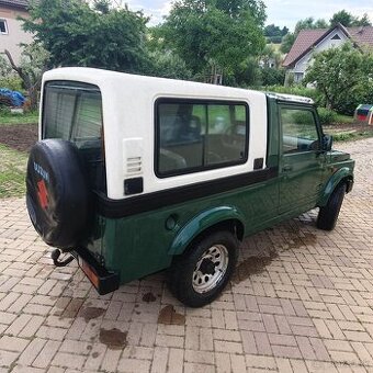 Suzuki Samurai Long