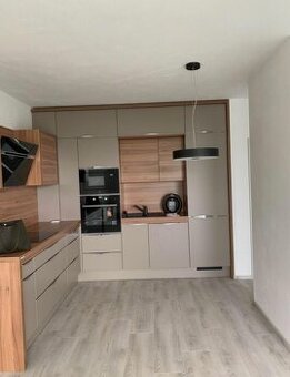 3-izbový byt na prenájom v tichej lokalite Kramárov TOP