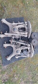 BMW X5, E-70, 200KW,r.v.2007 - ramená, náboje a iné.