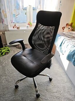 Kancelárska stolička