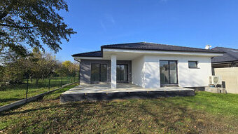 4-izbovy bungalov pri Piestanoch | novostavba 2026 | nizke n