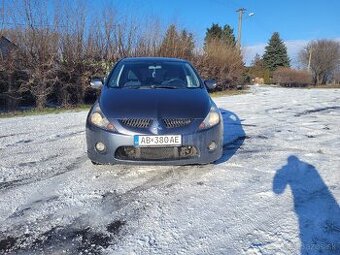 Mitsubishi Grandis