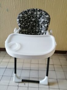 Detská stolička na podanie stravy
