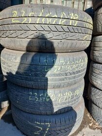 Predam letne pneu 2x 235/60R18 Goodyear