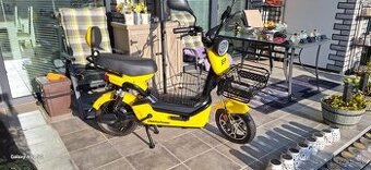 NEJAZDENÝ KVALITNÝ MOPED - bez VP