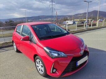 Predám Toyotu Yaris 1,5l rok výroby 9/2020