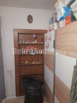 "REZERVOVANÉ" Predaj 3izb.byt v centre Želiezoviec