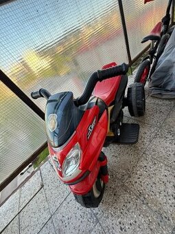 Detská elektrická motorka (trojkolka)