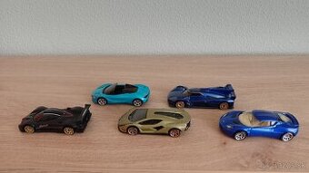 Matchbox & Hot Wheels šporťáky