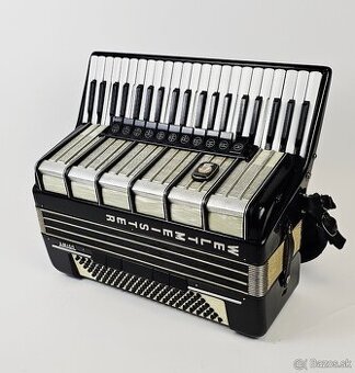 Akordeon harmonika weltmeister Amigo 4 hlas, 120bas