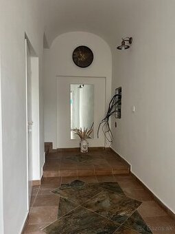 Kancelária 10m2 - 200€