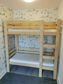 Dvojposchodova postel + 2x madrac