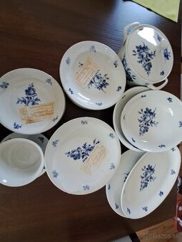 Obedová súprava z karlovarského porcelánu
