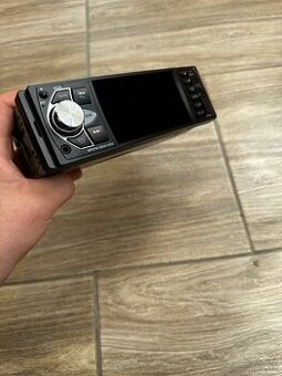 1 DIN AUTORÁDIO 4” displej
