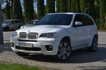 BMW X5 xDrive M Packet 225kw