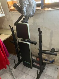 Bench press lavička