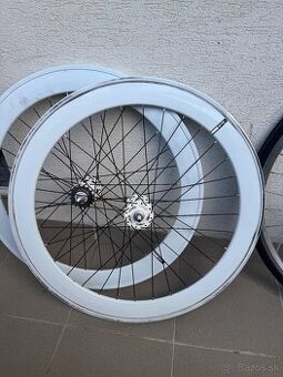 Fixed gear singlespeed kolesa 28palcove