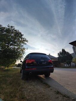 Predám Audi Q7 na náhradné diely