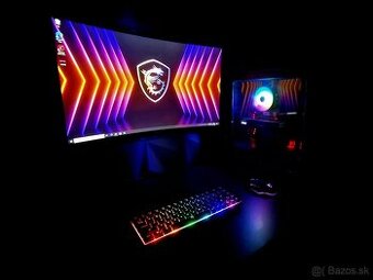 Herný PC + monitor, klávesnica, myš
