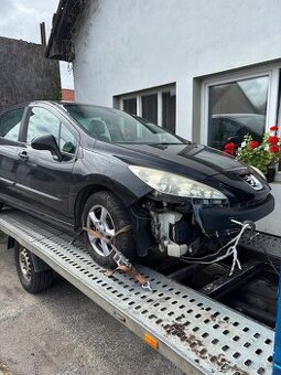 Peugeot 308 - 1