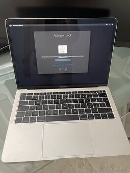 MACBOOK AIR 13inch , 2019 , 8GB RETINA