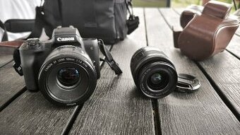 Canon EOS M50 +objektiv 15-45 a 50mm